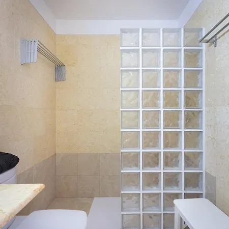 Home2book Charming Cruz Views *