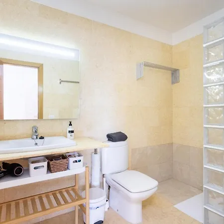 Home2book Charming Cruz Views *